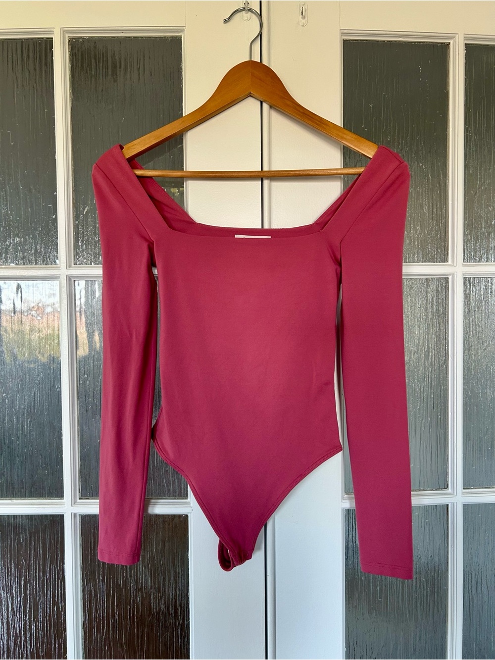 🩷 •3/$20• Babaton Contour Long Sleeve Bodysuit